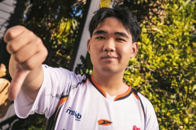 MVK Send FURIA Out of Worlds 2026 and Book a Karmine Corp Decider